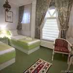 ルラ ホテル 3*
